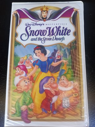 Walt Disney's Snow White VHS Tape