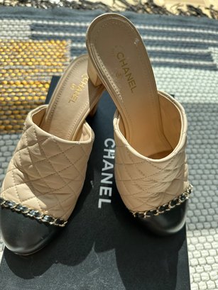 chanel quilted shoes