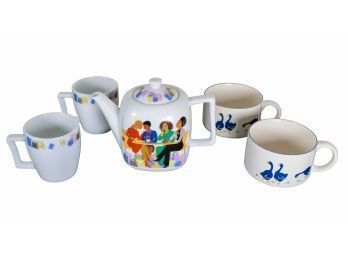 Ty Wilson Tea Pot, 4 Tea Cups