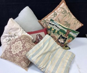 Group Decorative Throw Pillows