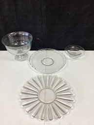 4 Pc Misc Glassware