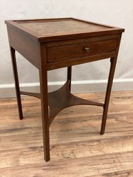 Federal Style Single Drawer Side Table