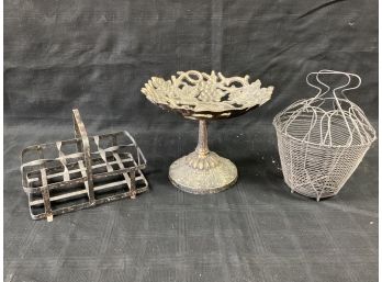 3 Metal Decorative Items