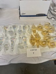 ORNAMENT LOT 7: IRIDESCENT AMBER CONICAL ROUND GLASS ORNAMENTS