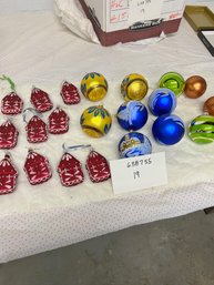 ORNAMENT LOT 19: RED HOUSES AMBER BLUE GREEN SILVER YELLOW BALL ORNAMENTS