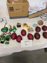 ORNAMENT LOT 26: IRISH THEMED ORNS HOUSE CHURCH FLOWERS PINK RED GLASS ORNS