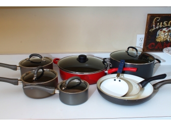 Group Of Cookware - 13 Pieces