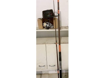 Greg Norman Fishing Hat, Pole And  Daiwa 7000C Silver Reel