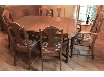 Excel MFG. Co. Antique Dining Room Table Set