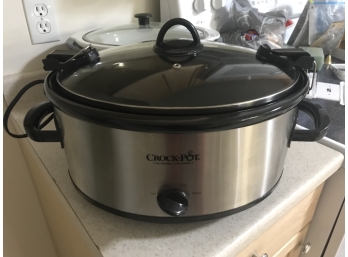 Crockpot And Additional Inserts