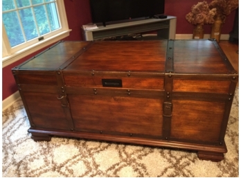 Steamer Trunk Style Storage Coffee/Cocktail Table