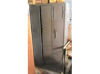 Vintage Green Metal Locker / Standing Cabinet
