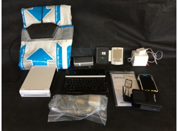 Nintendo Wii, Palm, Logitech And Other Technology Items (See Photos And Description)