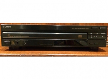 Sony Compact Disc Player  CDP-C30