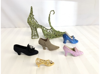 6 High Heel Shoe Figurines
