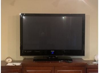 63 Samsung Plasma TV With Stand And Remote