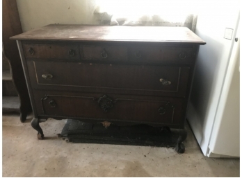 Vintage Mahogany Veneered Dresser