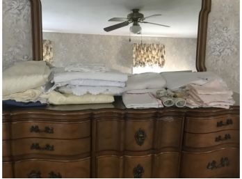 Large Group Of Miscellaneous Linens