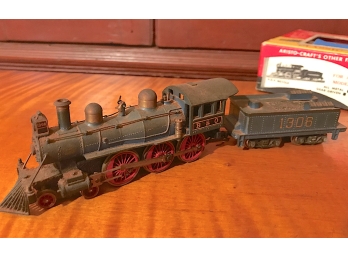 Group Vintage Trains And Related Items And Many More Train Items (see All Photos)
