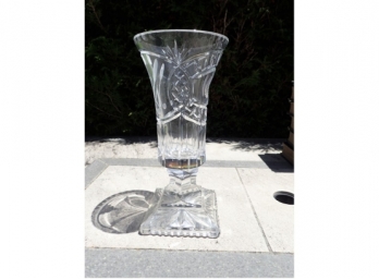 Galanti Cut Crystal Golfing Theme Vase