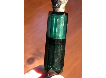 ANTIQUE DOUBLE END GREEN GLASS SCENT BOTTLE