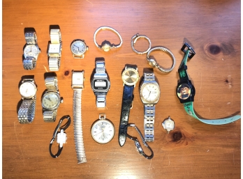 LOT OF VINTAGE WRIST WATCHES