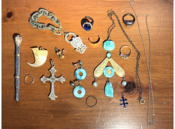 MISC LOT OF VINTAGE JEWELRY