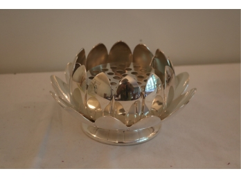 REED & BARTON WATER LILLY SILVERPLATED LOTUS FLOWER CENTERPIECE BOWL