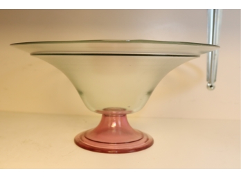 Art Glass Centerpiece Bowl Pink Base