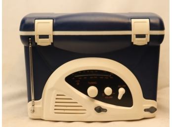 Vintage Radio And Cooler Combo