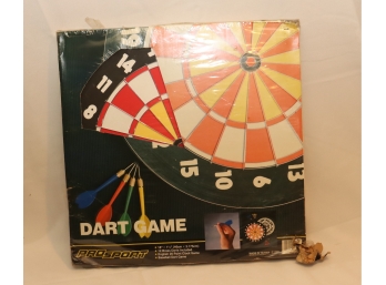 New In Package  Dart Board Game