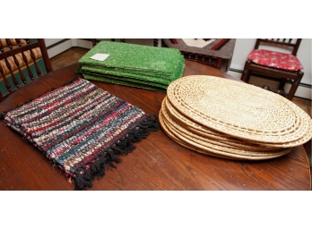 Lot Of 29 Assorted Place Mats -(G118)