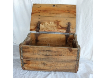 Wooden Box On Wheels - Attached Lid And Working Latch, Goetz Co On Box, 1 Wheel Has A Missing Screw