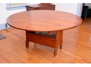 1810-1820 Pine Tilt Top Table With Middle Bench Storage