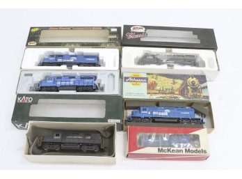 Group Of 5 HO Scale Train Engines