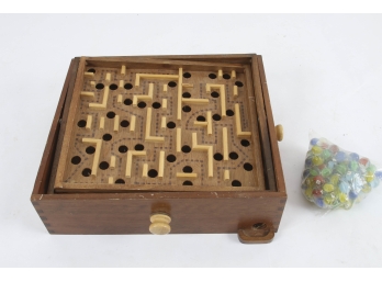 Wood Marble Game With Marbles