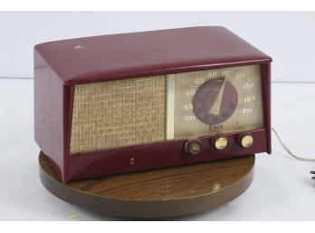 Vintage 1950s Silvertone Maroon AM-FM Radio