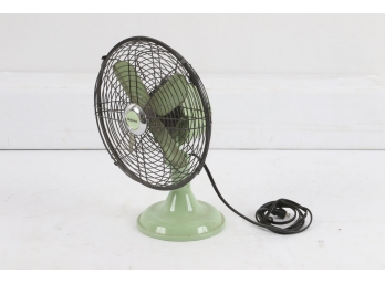 Holmes Table Top Oscillating Fan