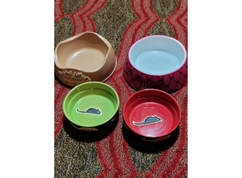 4 Pet Dishes