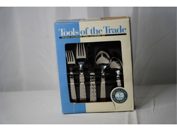 NEW TOOLS OF THE TABLE STEEL FLATWARE SET REATAILED $130