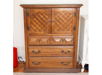 40' X 20' X 50' Wood Dresser