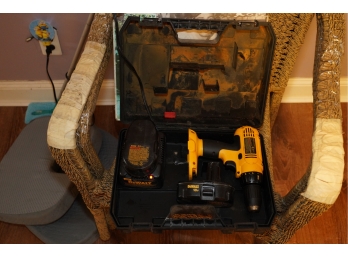 Dewalt Drill Gun With Charge And Battery Plus Case