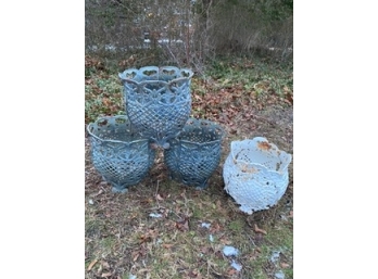 4 Outdoor Metal Flower Pots