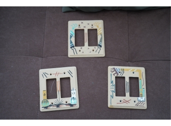 LOT OF 3 SOUTHERNSTYLE WALL OUTLET COVERS