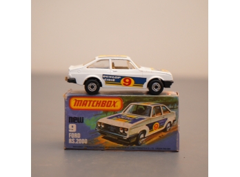 NIB MATCHBOX FORD RS.2000 OLD NEW STOCK