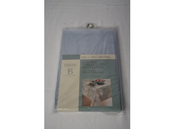 NEW CLEAR VINYL TABLECLOTH PROTECTOR 70X108 INCHES