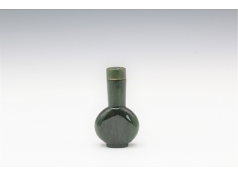 Antique Jade Chinese Snuff Bottle