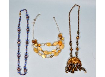 Lot 3 Vintage Necklaces