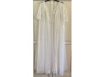 Vintage Shadowline Maxi Lace And Net Sleeveless Nightgown And Robe Size Large