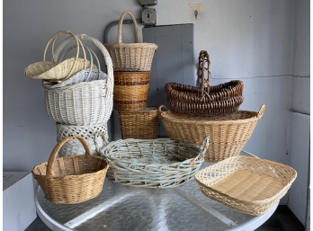 Lot Of 12 Assorted Baskets Of Various Sizes Shapes And Colors